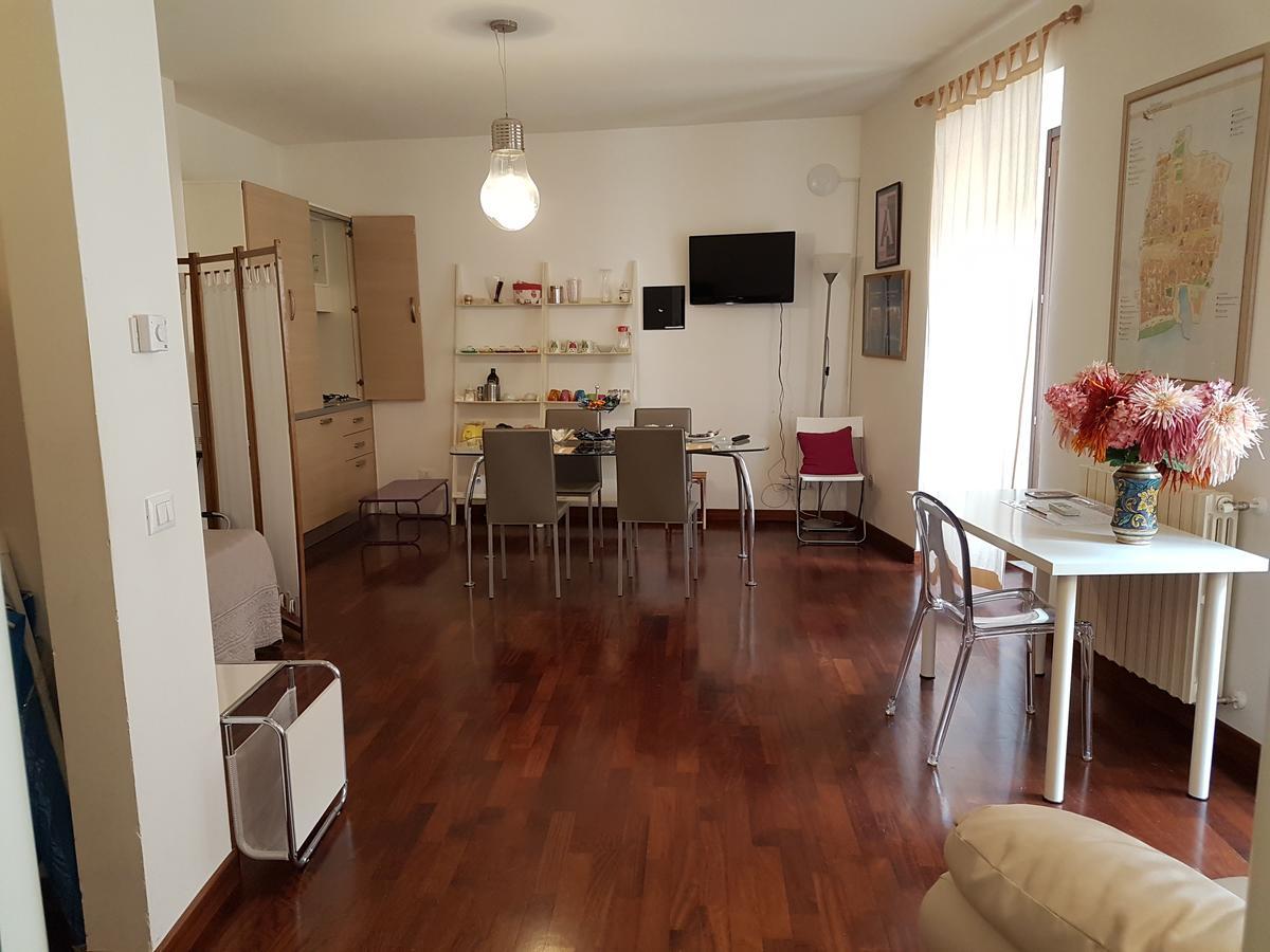 Bed & Parking Apartamento Palermo Exterior foto